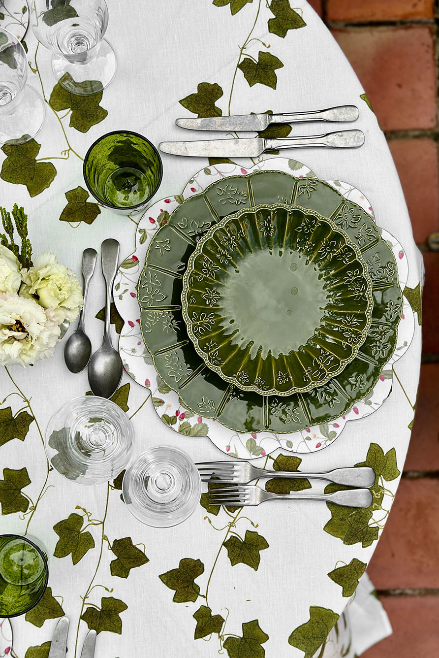 Premium Round Linen Tablecloth – 102 Inch Circular Fabric Table Cover for Dining & Events