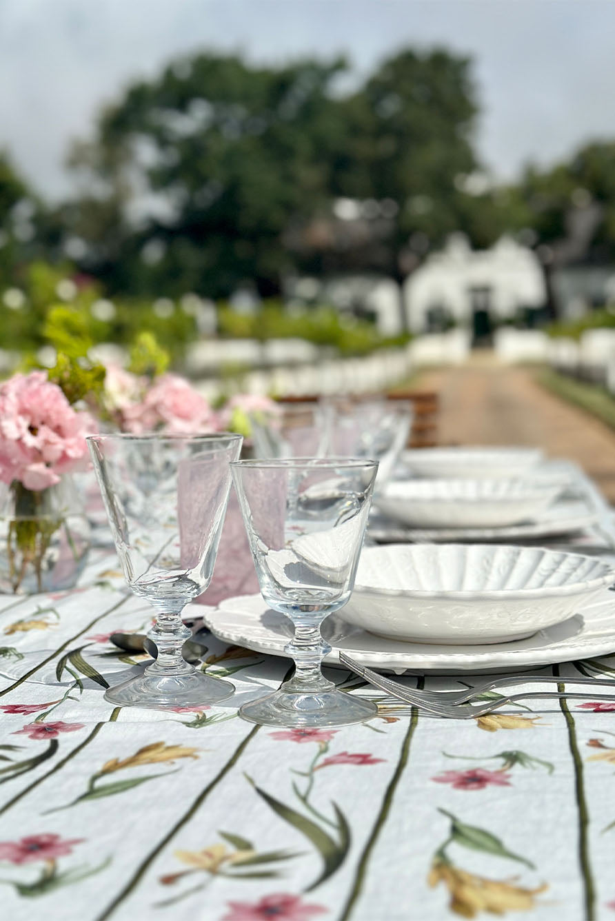 Premium Rectangular Linen Tablecloth – Breathable Fabric for Dining & Events